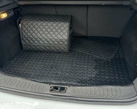 Белый Форд Куга, объемом двигателя 2 л и пробегом 294 тыс. км за 11500 $, фото 11 на Automoto.ua