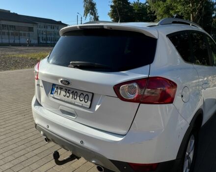 Белый Форд Куга, объемом двигателя 2 л и пробегом 270 тыс. км за 9700 $, фото 2 на Automoto.ua