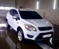 Белый Форд Куга, объемом двигателя 2 л и пробегом 200 тыс. км за 9782 $, фото 1 на Automoto.ua