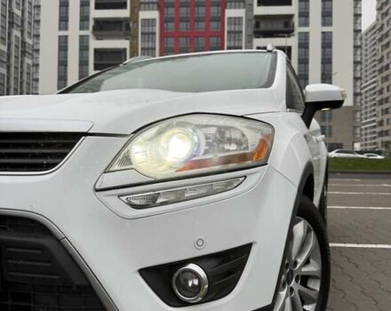 Белый Форд Куга, объемом двигателя 2 л и пробегом 272 тыс. км за 11499 $, фото 11 на Automoto.ua