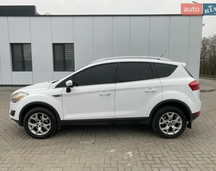 Белый Форд Куга, объемом двигателя 2.5 л и пробегом 220 тыс. км за 10500 $, фото 13 на Automoto.ua