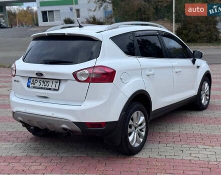 Білий Форд Куга, об'ємом двигуна 2 л та пробігом 251 тис. км за 9999 $, фото 7 на Automoto.ua