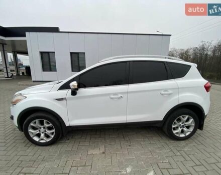 Белый Форд Куга, объемом двигателя 2.5 л и пробегом 220 тыс. км за 10500 $, фото 27 на Automoto.ua