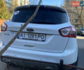 Білий Форд Куга, об'ємом двигуна 2 л та пробігом 107 тис. км за 13000 $, фото 6 на Automoto.ua