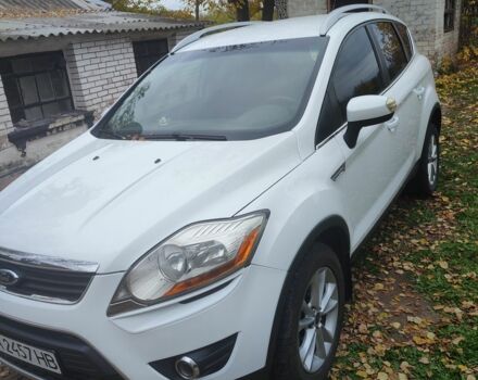 Білий Форд Куга, об'ємом двигуна 2 л та пробігом 217 тис. км за 11000 $, фото 2 на Automoto.ua