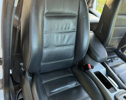 Белый Форд Куга, объемом двигателя 2 л и пробегом 165 тыс. км за 8999 $, фото 13 на Automoto.ua