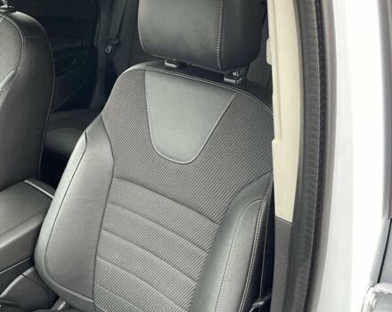 Белый Форд Куга, объемом двигателя 2 л и пробегом 182 тыс. км за 12400 $, фото 34 на Automoto.ua