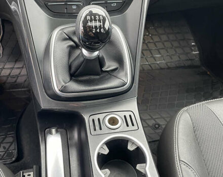 Белый Форд Куга, объемом двигателя 2 л и пробегом 182 тыс. км за 12400 $, фото 68 на Automoto.ua