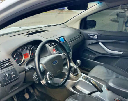 Белый Форд Куга, объемом двигателя 2 л и пробегом 270 тыс. км за 8700 $, фото 7 на Automoto.ua