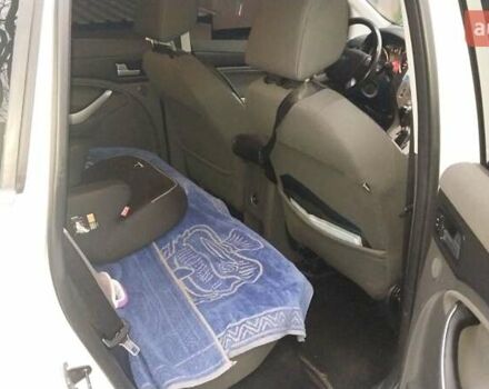 Белый Форд Куга, объемом двигателя 2 л и пробегом 198 тыс. км за 11500 $, фото 10 на Automoto.ua