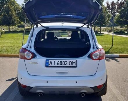 Белый Форд Куга, объемом двигателя 2 л и пробегом 194 тыс. км за 11900 $, фото 4 на Automoto.ua