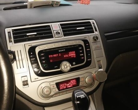 Белый Форд Куга, объемом двигателя 2 л и пробегом 198 тыс. км за 11300 $, фото 4 на Automoto.ua