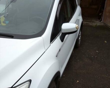 Белый Форд Куга, объемом двигателя 2 л и пробегом 275 тыс. км за 12000 $, фото 4 на Automoto.ua