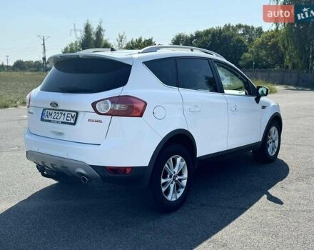 Белый Форд Куга, объемом двигателя 2 л и пробегом 280 тыс. км за 11150 $, фото 7 на Automoto.ua