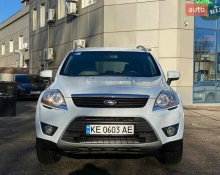Белый Форд Куга, объемом двигателя 2 л и пробегом 141 тыс. км за 10500 $, фото 2 на Automoto.ua
