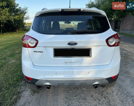 Белый Форд Куга, объемом двигателя 2 л и пробегом 165 тыс. км за 8999 $, фото 4 на Automoto.ua