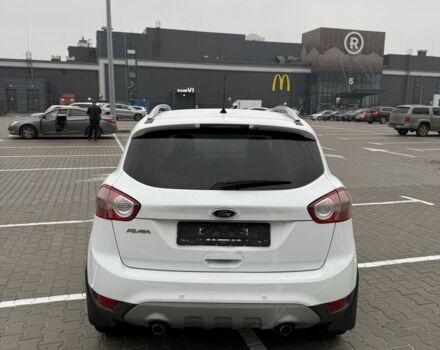 Белый Форд Куга, объемом двигателя 2 л и пробегом 272 тыс. км за 11499 $, фото 3 на Automoto.ua