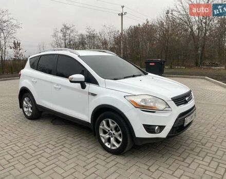 Белый Форд Куга, объемом двигателя 2.5 л и пробегом 220 тыс. км за 10500 $, фото 2 на Automoto.ua