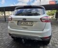 Білий Форд Куга, об'ємом двигуна 2 л та пробігом 176 тис. км за 12700 $, фото 2 на Automoto.ua