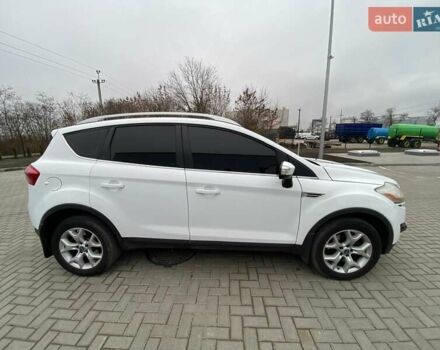 Белый Форд Куга, объемом двигателя 2.5 л и пробегом 220 тыс. км за 10500 $, фото 21 на Automoto.ua