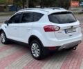Білий Форд Куга, об'ємом двигуна 2 л та пробігом 251 тис. км за 9999 $, фото 5 на Automoto.ua