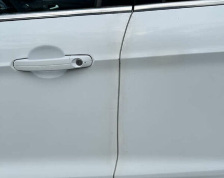 Форд Куга 2013 у Києві на Automoto.ua Білий Форд Куга, об'ємом двигуна 1.6 л та пробігом 126 тис. км за 13000 $, фото 11 на Automoto.ua