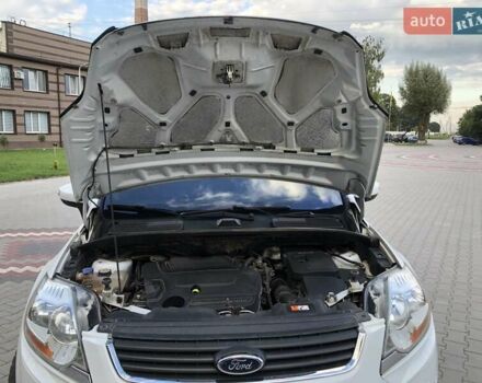 Білий Форд Куга, об'ємом двигуна 2 л та пробігом 200 тис. км за 12500 $, фото 33 на Automoto.ua