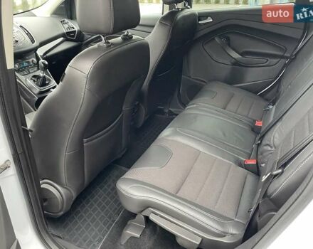 Белый Форд Куга, объемом двигателя 2 л и пробегом 182 тыс. км за 11950 $, фото 40 на Automoto.ua