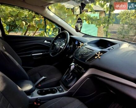 Білий Форд Куга, об'ємом двигуна 2 л та пробігом 190 тис. км за 11600 $, фото 5 на Automoto.ua