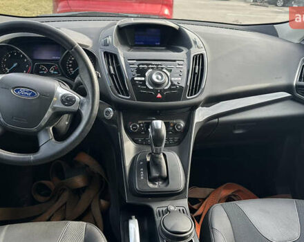 Білий Форд Куга, об'ємом двигуна 1.6 л та пробігом 194 тис. км за 13300 $, фото 15 на Automoto.ua