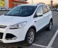 Форд Куга 2013 в Черновцах на Automoto.ua Белый Форд Куга, объемом двигателя 2 л и пробегом 211 тыс. км за 13999 $, фото 1 на Automoto.ua