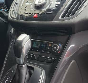 Белый Форд Куга, объемом двигателя 2 л и пробегом 135 тыс. км за 14500 $, фото 49 на Automoto.ua