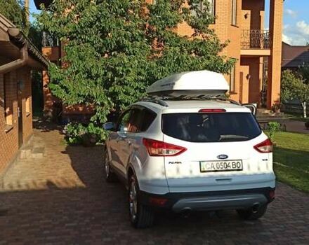 Форд Куга 2013 в Буче на Automoto.ua Белый Форд Куга, объемом двигателя 2 л и пробегом 234 тыс. км за 12000 $, фото 9 на Automoto.ua