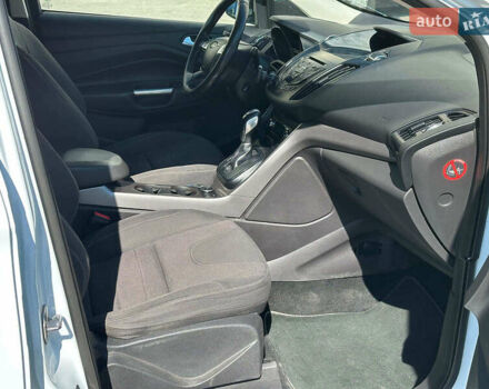 Белый Форд Куга, объемом двигателя 2 л и пробегом 221 тыс. км за 10990 $, фото 22 на Automoto.ua