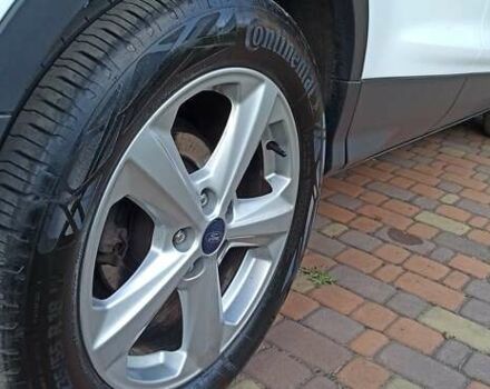 Форд Куга 2013 в Буче на Automoto.ua Белый Форд Куга, объемом двигателя 2 л и пробегом 234 тыс. км за 12000 $, фото 29 на Automoto.ua