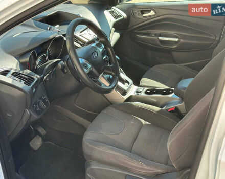 Белый Форд Куга, объемом двигателя 2 л и пробегом 221 тыс. км за 10990 $, фото 9 на Automoto.ua