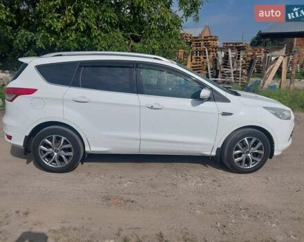 Белый Форд Куга, объемом двигателя 2 л и пробегом 201 тыс. км за 13400 $, фото 21 на Automoto.ua