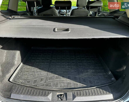 Білий Форд Куга, об'ємом двигуна 2 л та пробігом 138 тис. км за 13000 $, фото 11 на Automoto.ua