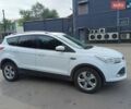 Белый Форд Куга, объемом двигателя 2 л и пробегом 165 тыс. км за 12500 $, фото 1 на Automoto.ua