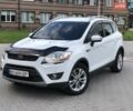 Белый Форд Куга, объемом двигателя 2 л и пробегом 200 тыс. км за 13200 $, фото 1 на Automoto.ua