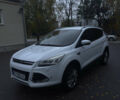 Форд Куга 2013 в Полтаве на Automoto.ua Белый Форд Куга, объемом двигателя 2 л и пробегом 253 тыс. км за 11500 $, фото 1 на Automoto.ua