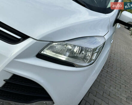 Белый Форд Куга, объемом двигателя 2 л и пробегом 125 тыс. км за 13700 $, фото 17 на Automoto.ua