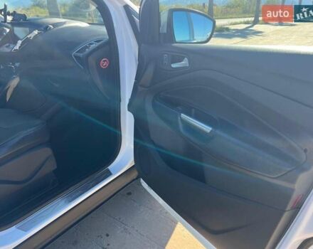 Белый Форд Куга, объемом двигателя 2 л и пробегом 117 тыс. км за 13000 $, фото 13 на Automoto.ua