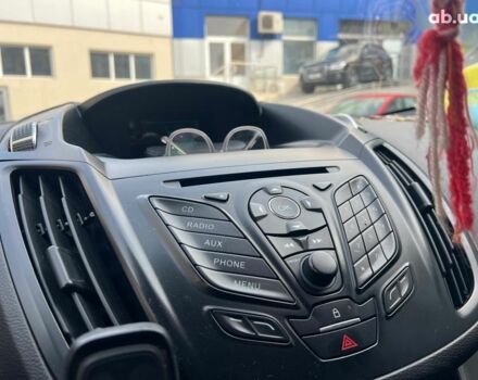 Белый Форд Куга, объемом двигателя 2 л и пробегом 221 тыс. км за 12490 $, фото 29 на Automoto.ua