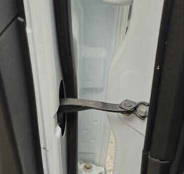 Белый Форд Куга, объемом двигателя 2 л и пробегом 135 тыс. км за 14500 $, фото 36 на Automoto.ua