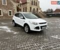Белый Форд Куга, объемом двигателя 2 л и пробегом 218 тыс. км за 10499 $, фото 1 на Automoto.ua