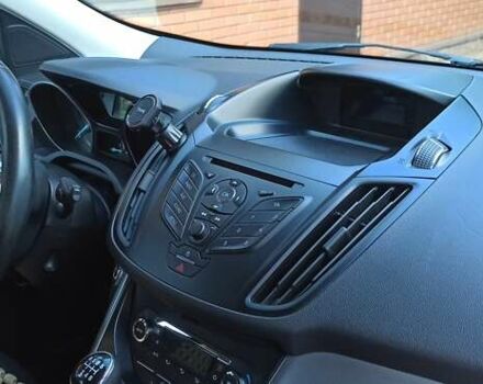 Форд Куга 2013 в Буче на Automoto.ua Белый Форд Куга, объемом двигателя 2 л и пробегом 234 тыс. км за 12000 $, фото 16 на Automoto.ua