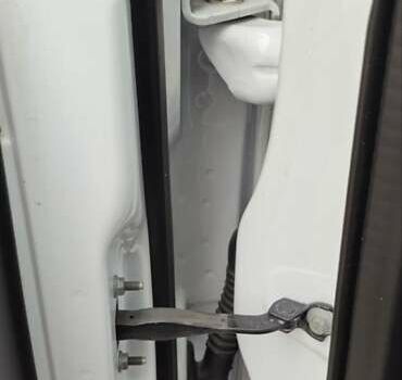 Белый Форд Куга, объемом двигателя 2 л и пробегом 135 тыс. км за 14500 $, фото 46 на Automoto.ua