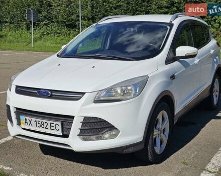 Белый Форд Куга, объемом двигателя 2 л и пробегом 106 тыс. км за 11016 $, фото 21 на Automoto.ua
