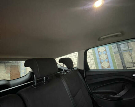 Білий Форд Куга, об'ємом двигуна 2 л та пробігом 301 тис. км за 12400 $, фото 59 на Automoto.ua